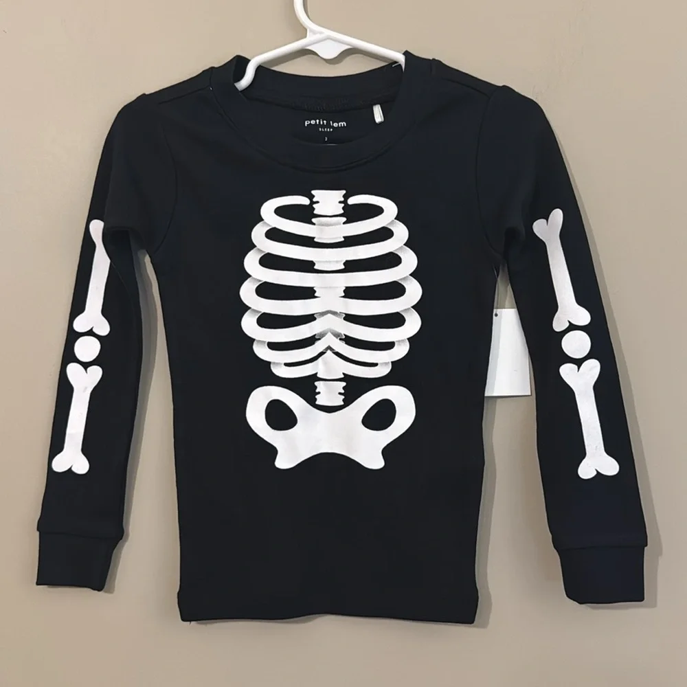 NWT- petit lem Unisex Two Piece Skeleton Knit Pajama Set, size 2T